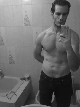 Public Photo of morochiunque